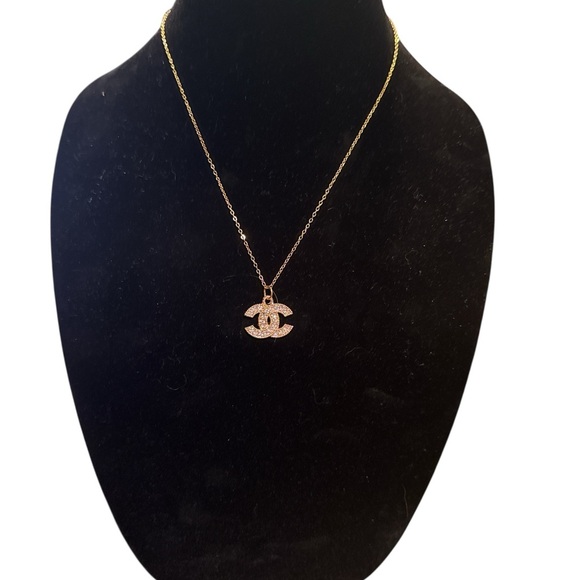 CHANEL Gold Logo Necklace - Picture 3 of 6